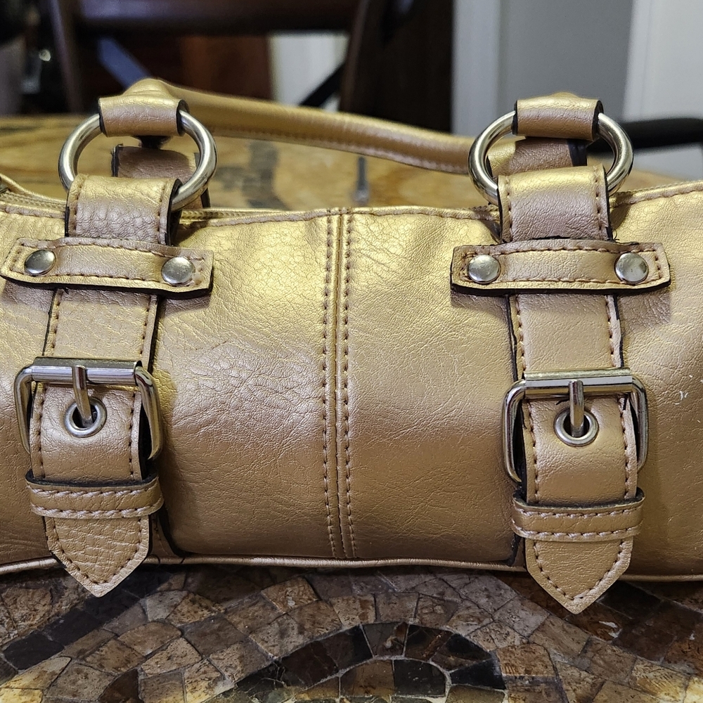 Mondani Clutch Bag